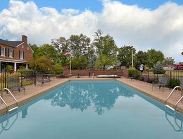 Bourbon Capital Inn Bardstown Bagian luar foto