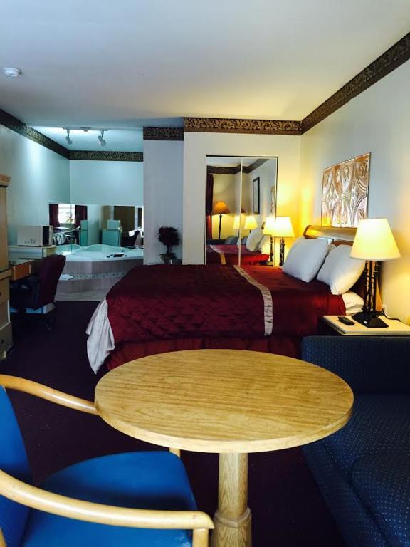 Bourbon Capital Inn Bardstown Bagian luar foto