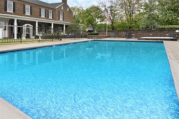 Bourbon Capital Inn Bardstown Bagian luar foto